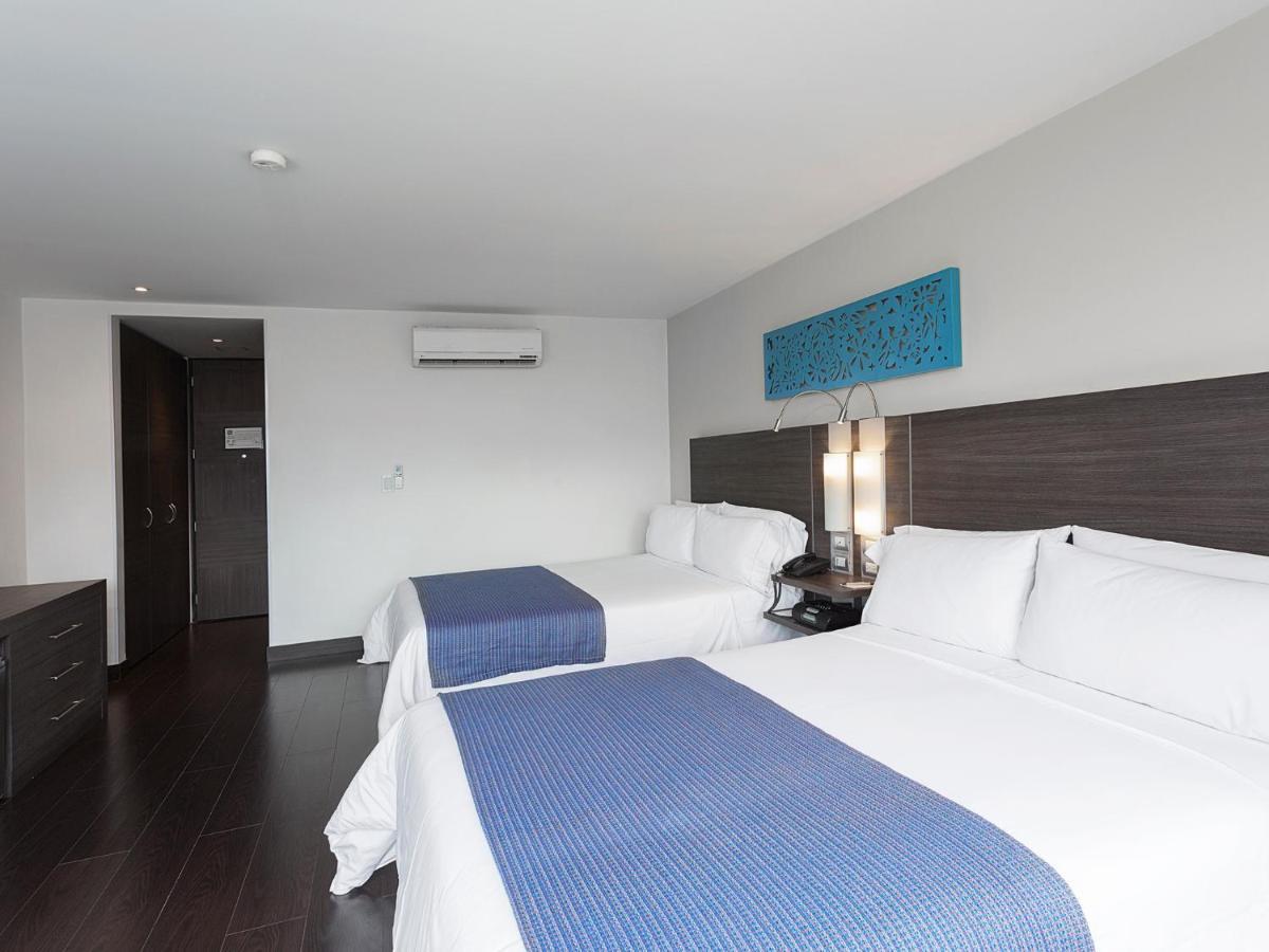 Hotel Bh El Poblado Medellín Esterno foto