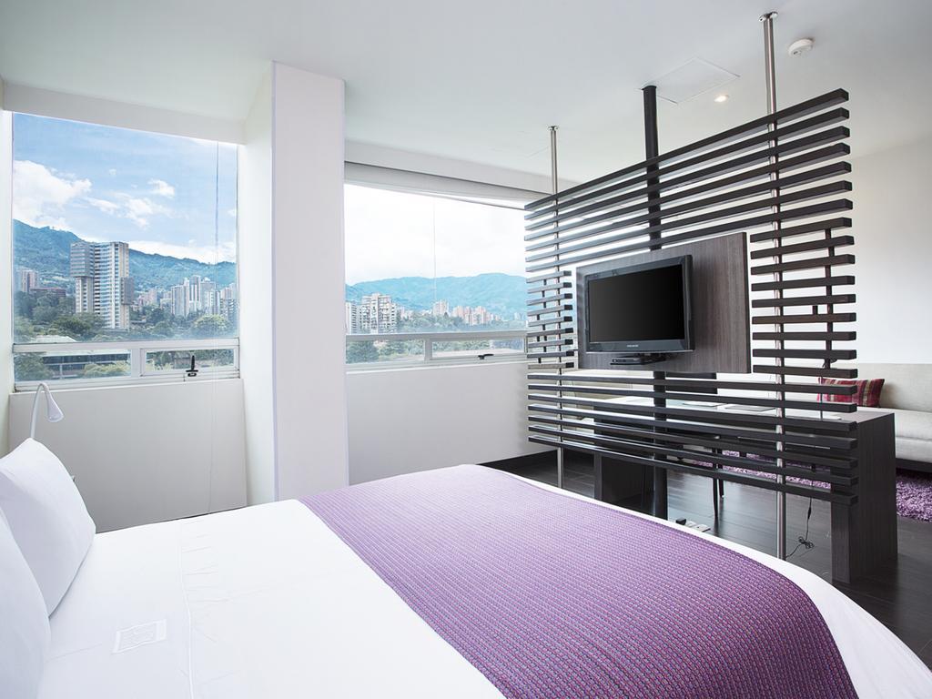 Hotel Bh El Poblado Medellín Esterno foto