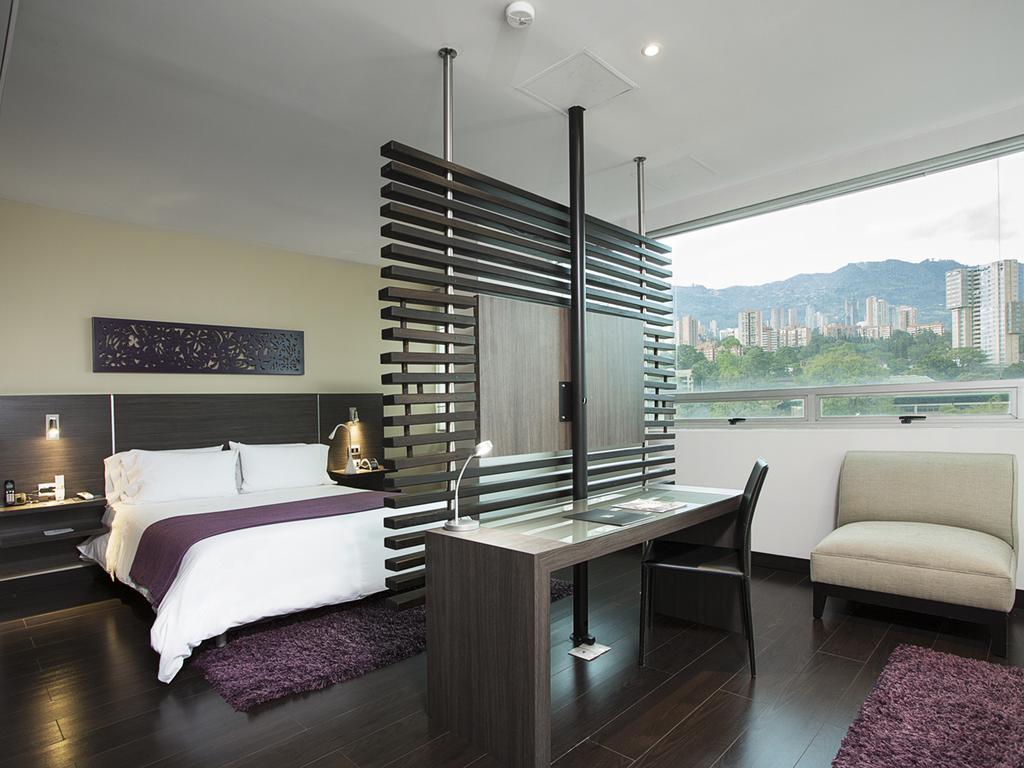 Hotel Bh El Poblado Medellín Esterno foto